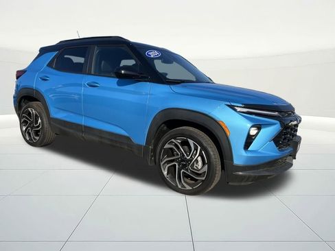 Used 2025 Chevrolet TrailBlazer RS w/ Convenience Package image 4