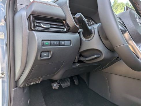 New 2025 Nissan Sentra SR w/ Trunk Package image 17