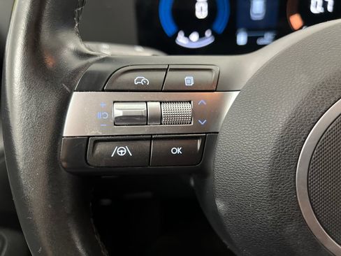 Used 2024 Hyundai Kona SEL AWD/4WD image 52