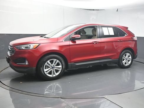 Used 2020 Ford Edge SEL w/ Convenience Package FWD image 4