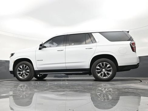 Used 2024 Chevrolet Tahoe LT w/ LT Signature Package RWD image 21