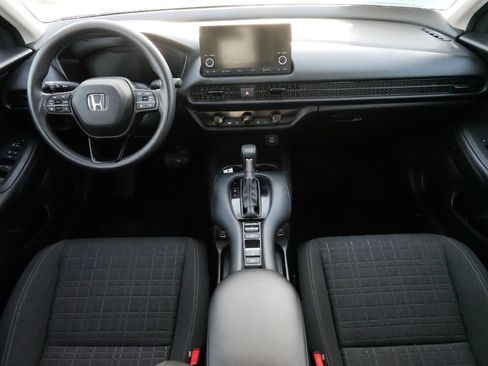 Certified 2023 Honda HR-V LX image 10