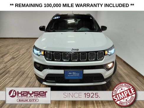 Certified 2025 Jeep Compass Limited AWD/4WD image 3