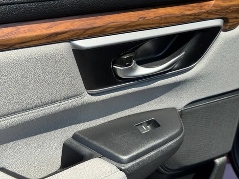 Used 2018 Honda CR-V EX image 14