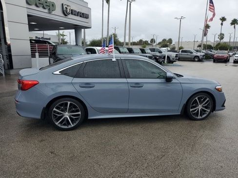 Used 2024 Honda Civic Touring image 8