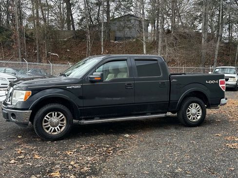 Used 2011 Ford F150 Lariat w/ Lariat Plus Pkg image 4