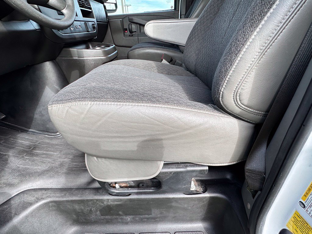 Used 2025 GMC Savana 2500 w/ Driver Convenience Package RWD image 16