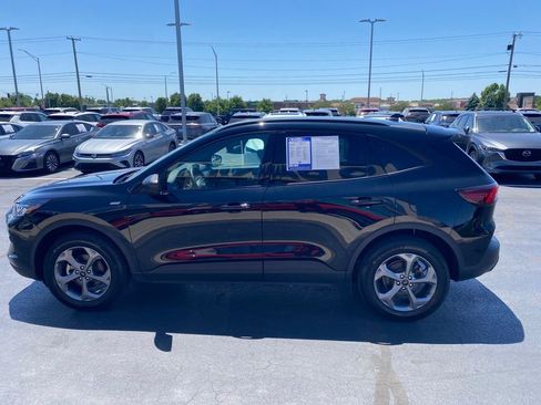 Used 2025 Ford Escape ST-Line AWD/4WD image 4