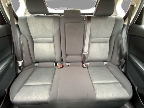 Used 2025 Nissan Rogue SV AWD/4WD image 14