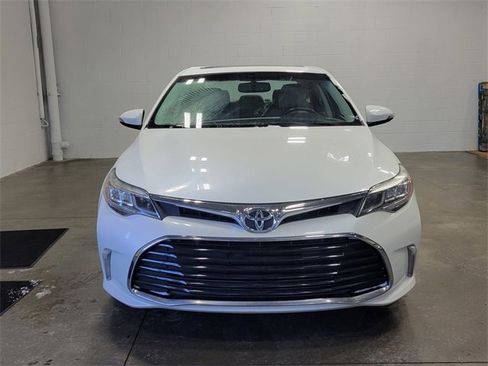 Used 2016 Toyota Avalon Touring image 8