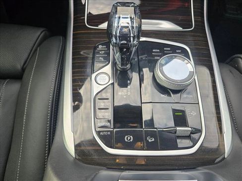 Used 2020 BMW X7 xDrive40i w/ Premium Package image 13