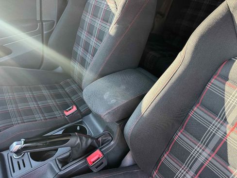Used 2017 Volkswagen GTI S image 23