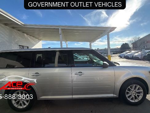 Used 2013 Ford Flex SE image 8