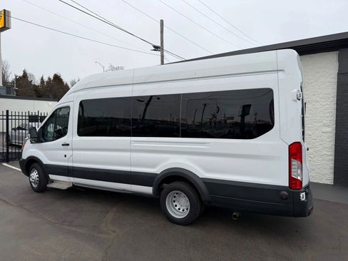 Used 2019 Ford Transit 350 XL image 5