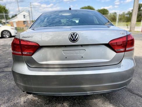 Used 2014 Volkswagen Passat 1.8T S FWD image 4
