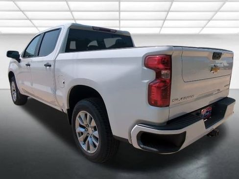 New 2026 Chevrolet Silverado 1500 Custom image 3