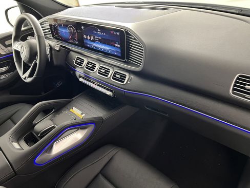 Used 2025 Mercedes-Benz GLE 350 4MATIC image 26