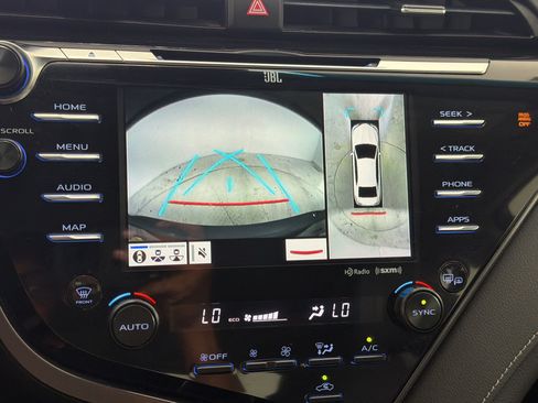 Used 2019 Toyota Camry XSE w/ Driver Assist Package FWD image 17