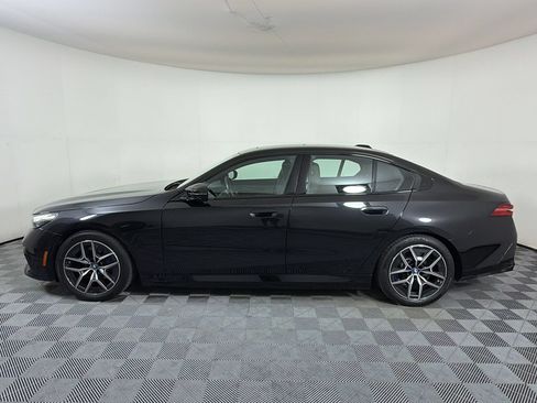 Used 2024 BMW i5 M60 w/ Premium Package AWD/4WD image 2