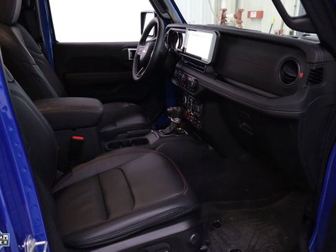 Used 2025 Jeep Wrangler Unlimited Rubicon image 30