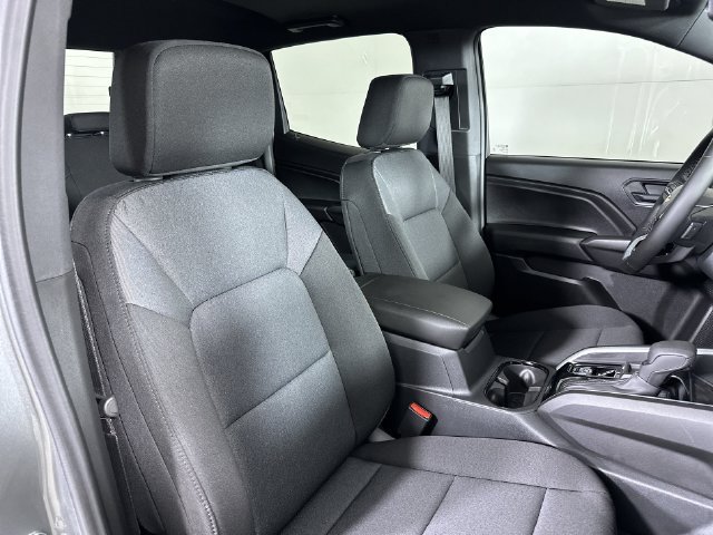 Used 2026 Chevrolet Colorado W/T RWD image 30