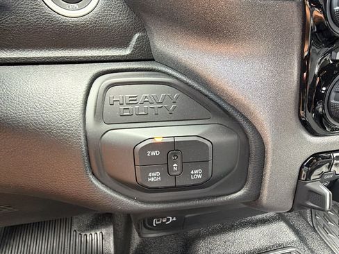 New 2026 RAM 5500 Tradesman w/ Chrome Appearance Group AWD/4WD image 27