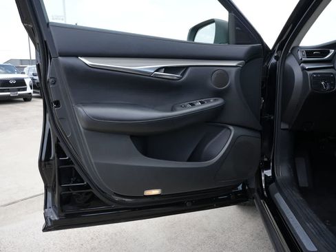 Certified 2023 INFINITI QX50 Pure FWD image 17