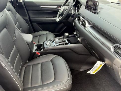 New 2025 MAZDA CX-5 AWD 2.5 S w/ Preferred Package image 30