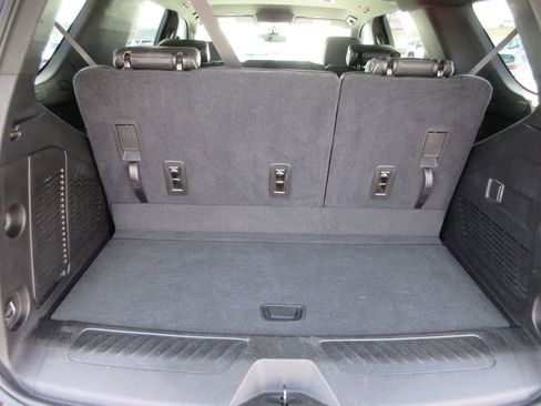 Certified 2021 GMC Yukon SLT image 12