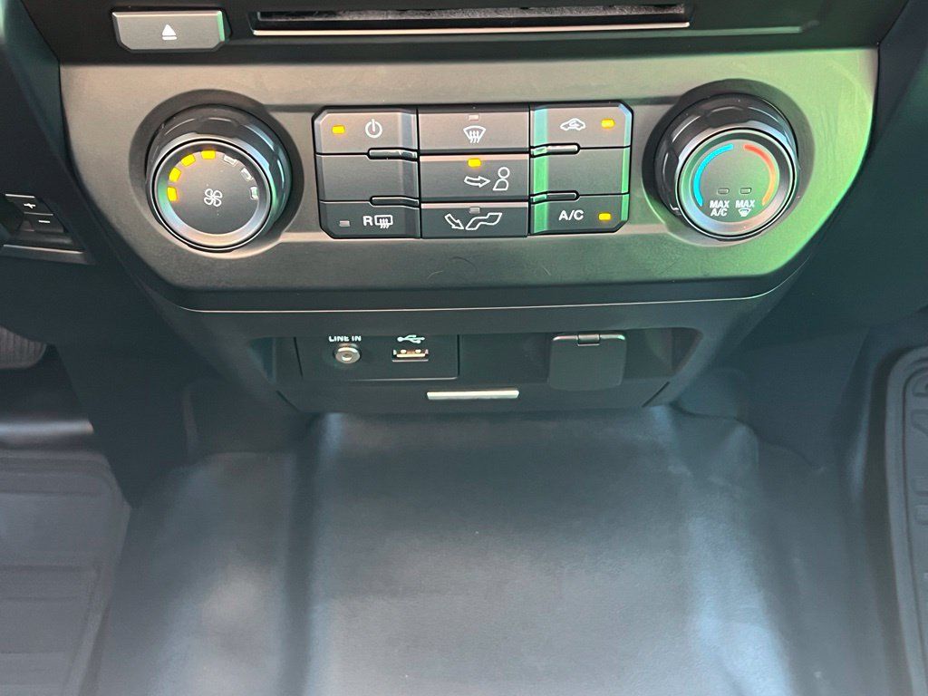 Used 2015 Ford F150 XL w/ Equipment Group 101A Mid AWD/4WD image 29