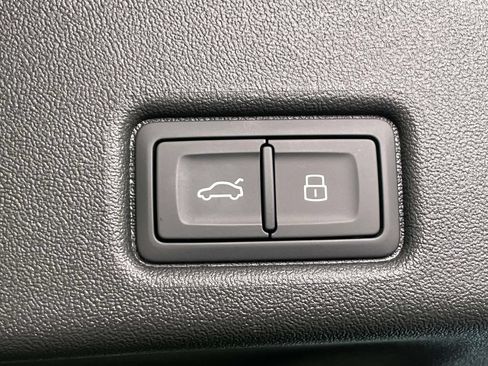New 2026 Audi SQ5 Premium Plus AWD/4WD image 21