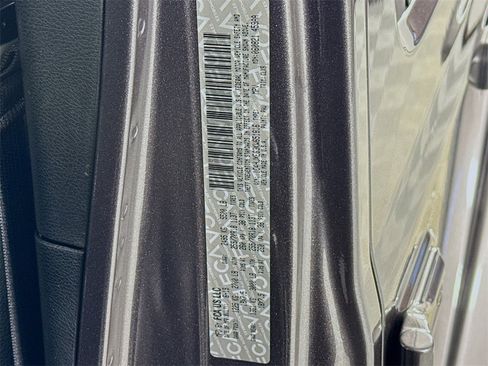 Used 2019 Jeep Wrangler Unlimited Sahara image 30