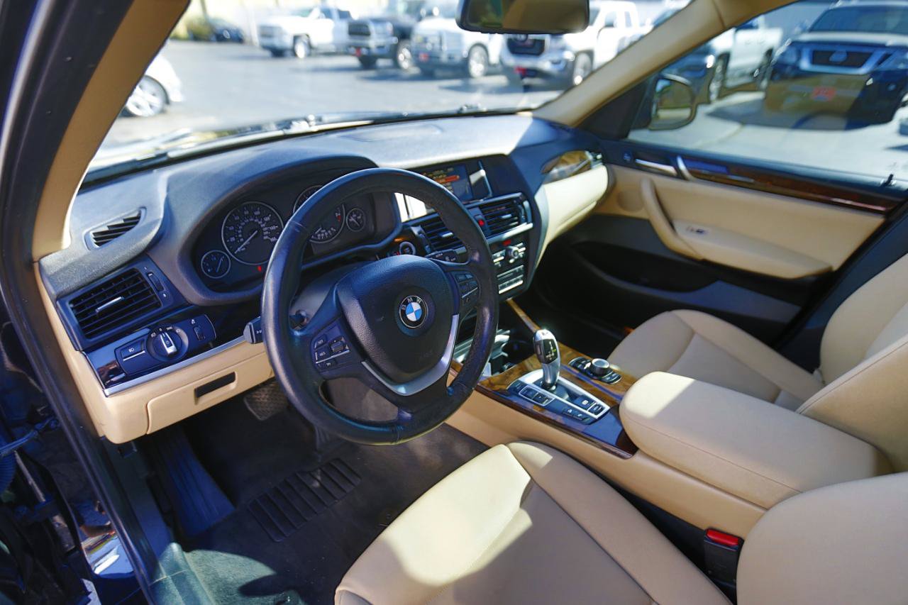 Used 2017 BMW X3 xDrive28i AWD/4WD image 5