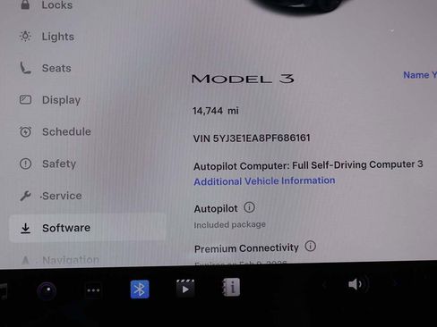 Used 2023 Tesla Model 3 Standard Range image 44