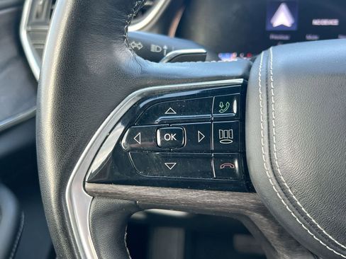 Used 2022 Jeep Grand Cherokee Overland image 23