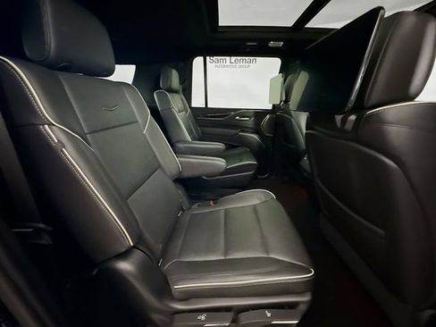 Used 2021 Cadillac Escalade ESV Sport w/ Driver Assist Tech Package AWD/4WD image 31