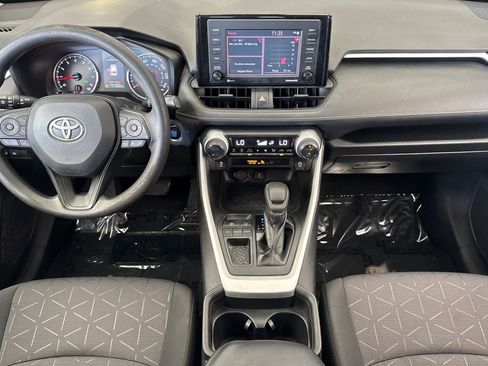 Certified 2020 Toyota RAV4 XLE FWD image 12