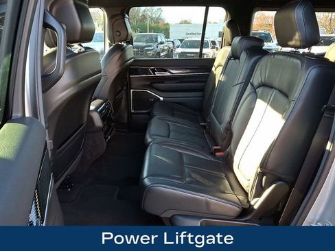 Used 2022 Jeep Wagoneer Series I image 13