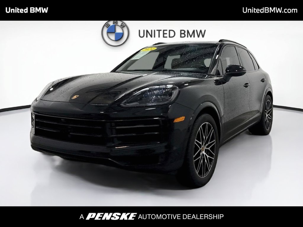 Used 2024 Porsche Cayenne S AWD/4WD image 1
