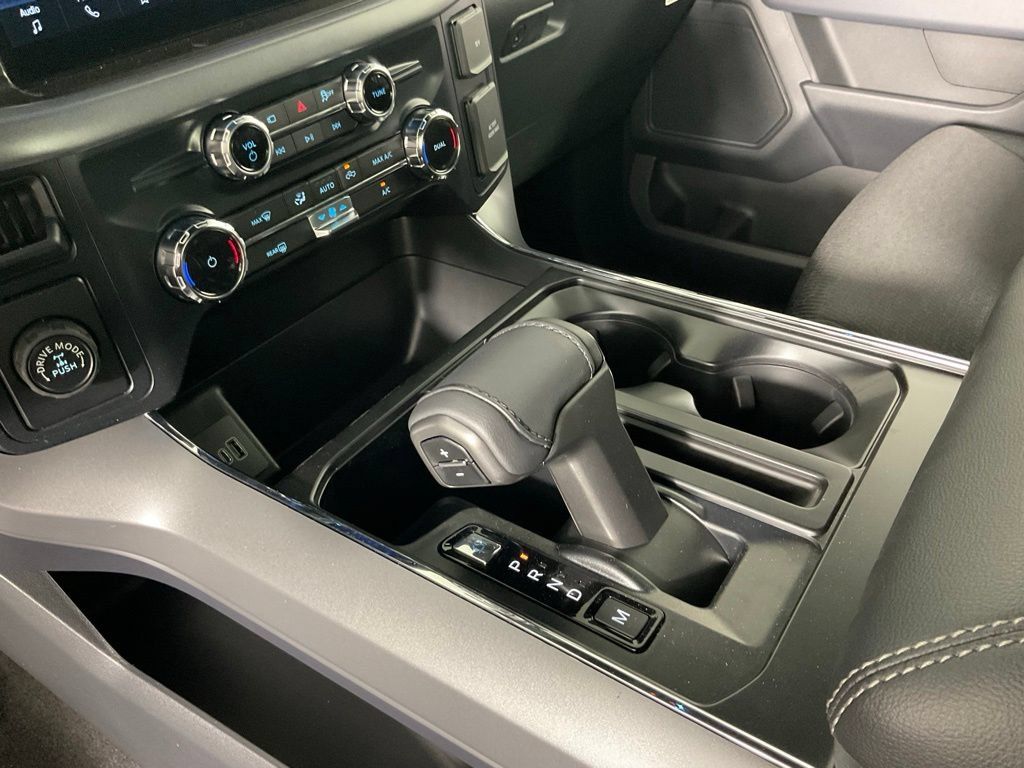 New 2026 Ford F150 XLT RWD image 19