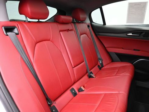 Used 2021 Alfa Romeo Stelvio Ti image 22
