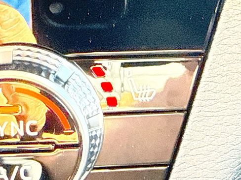 New 2026 Mitsubishi Outlander SE image 21