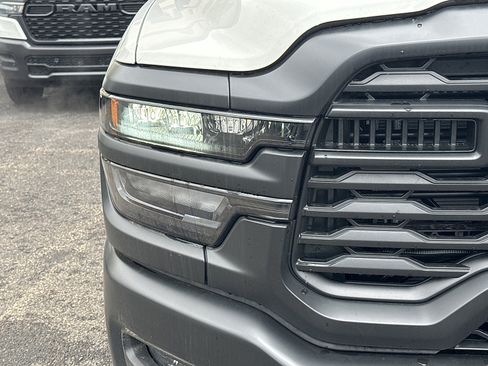 New 2026 RAM 2500 Tradesman AWD/4WD image 9