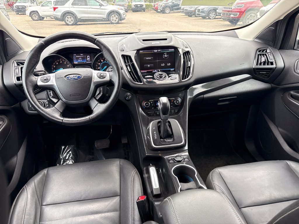 Used 2014 Ford Escape Titanium w/ Equipment Group 401A FWD image 6