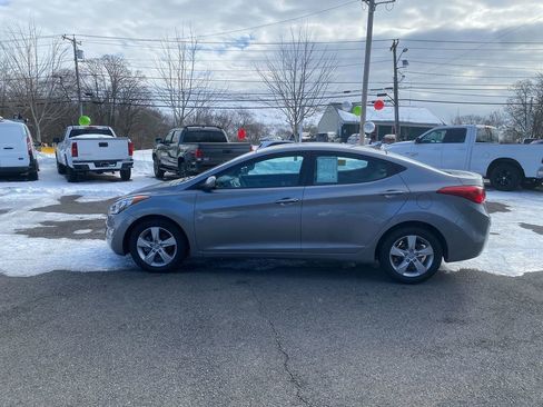 Used 2013 Hyundai Elantra GLS w/ Preferred Pkg image 9