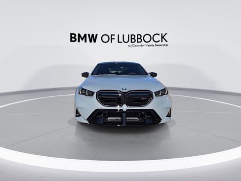 New 2026 BMW M5 w/ Carbon Package image 3