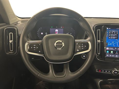 Used 2023 Volvo XC40 B5 Ultimate w/ Protection Package Premier AWD/4WD image 11