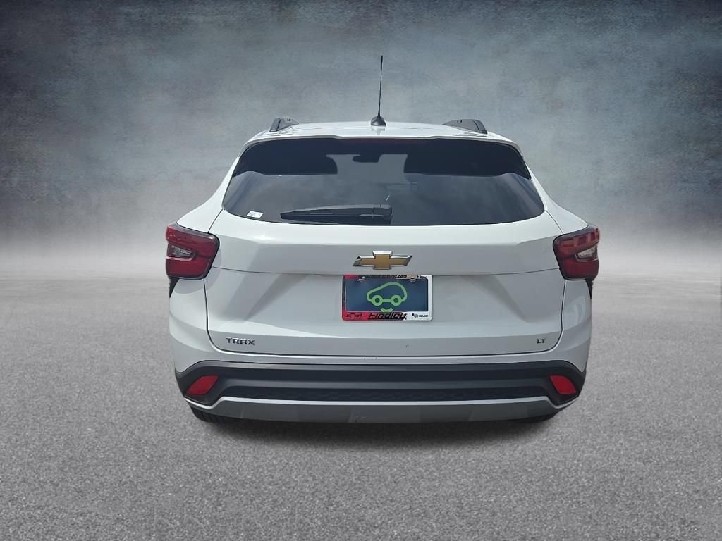 Certified 2025 Chevrolet Trax LT FWD image 5