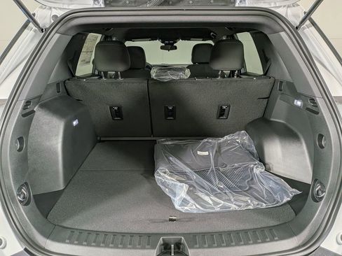 New 2026 Chevrolet Equinox LT image 10