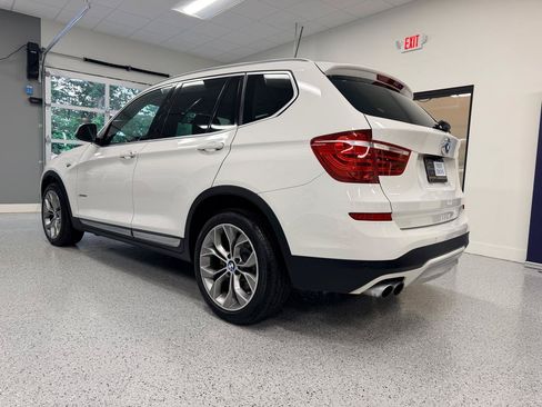 Used 2016 BMW X3 xDrive28i AWD/4WD image 5